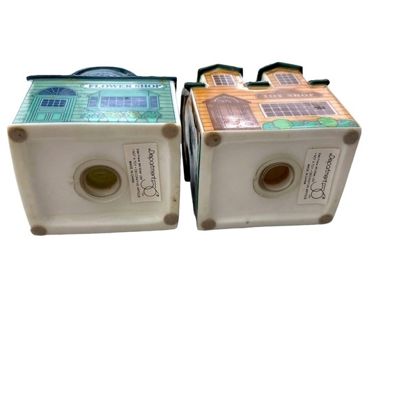 Department 56 Flower Shop and Toy Shop Salt and Pepper Shakers Vintage With Box - Picture 7 of 8